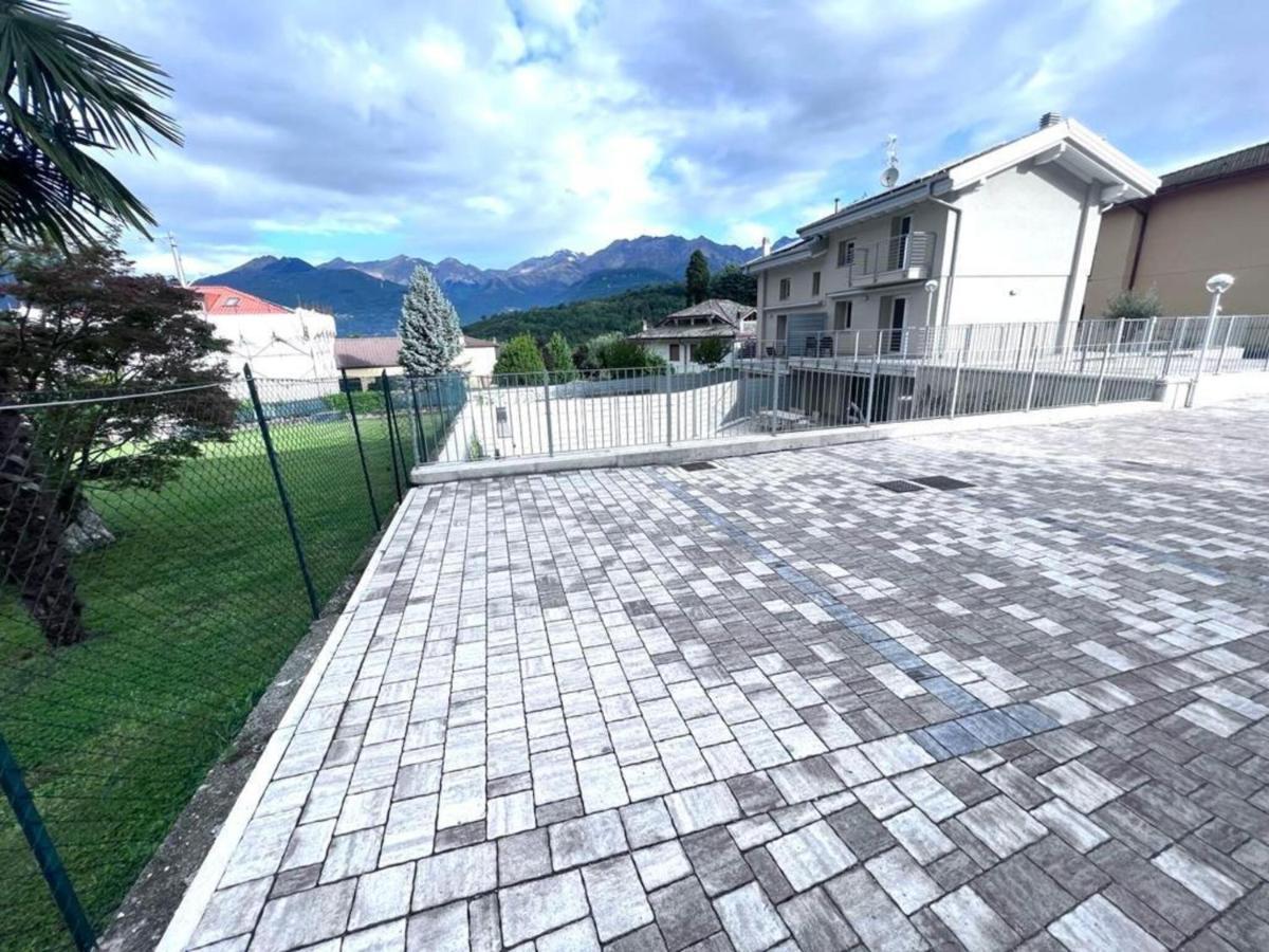 Villa Claudia With Private Pool Colico Bagian luar foto