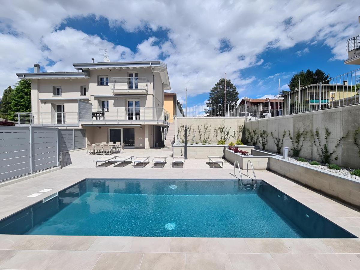 Villa Claudia With Private Pool Colico Bagian luar foto