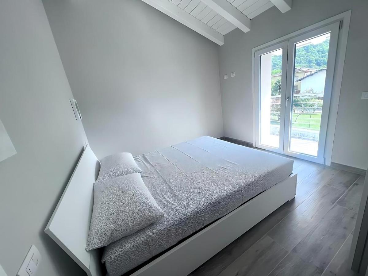 Villa Claudia With Private Pool Colico Bagian luar foto