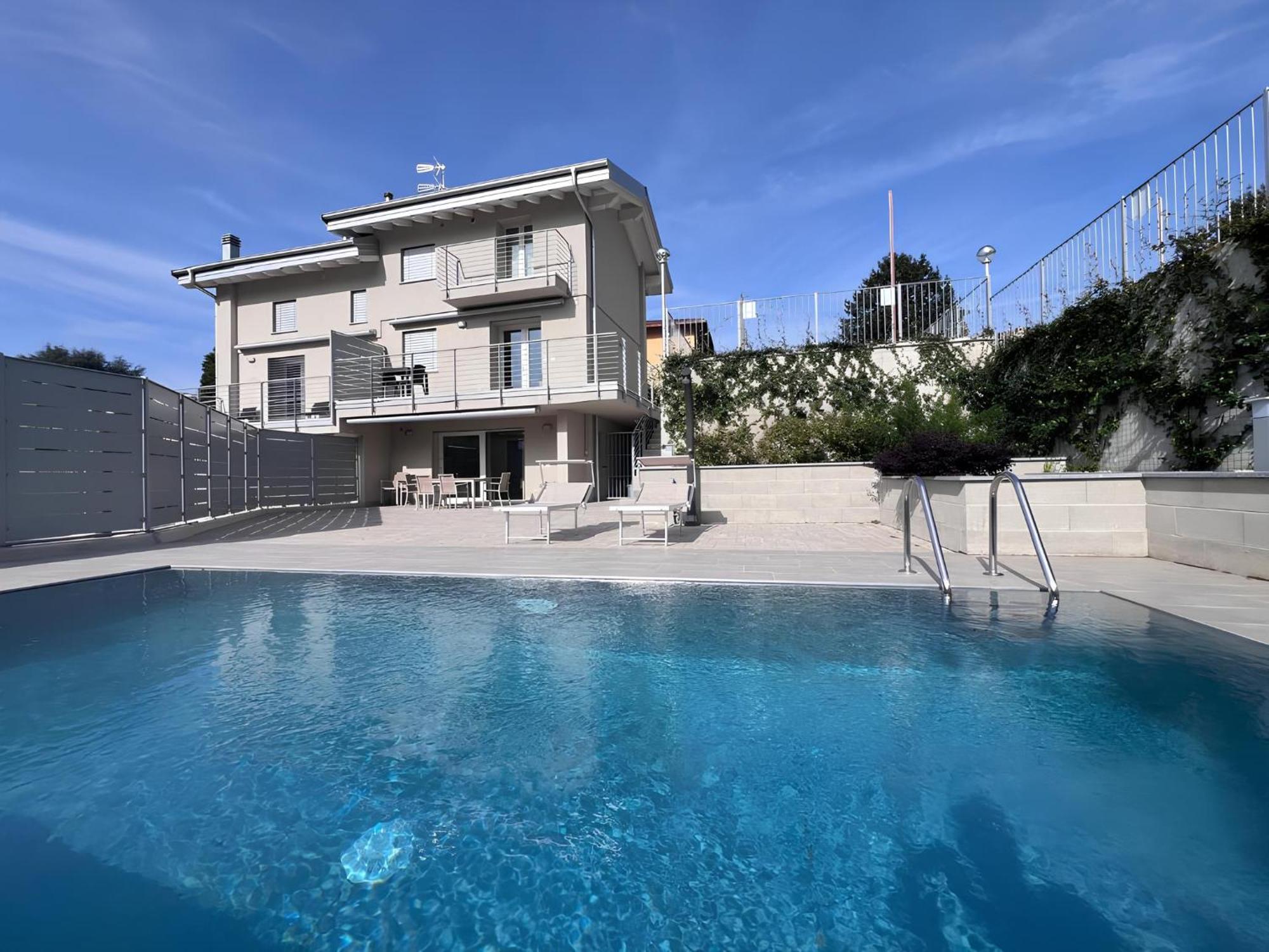 Villa Claudia With Private Pool Colico Bagian luar foto